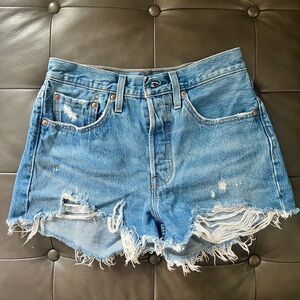 Levi’s | 501 Original Fit High Rise Cut Off Shorts